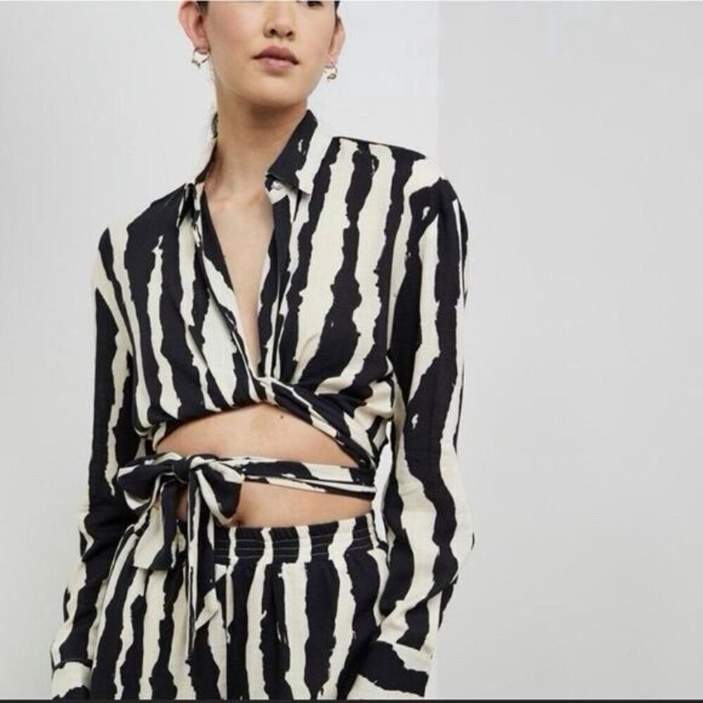 Musier Paris Black White Zebra Matching‎ Set Sz 38 Top 40 Bottom Short Resort Sm